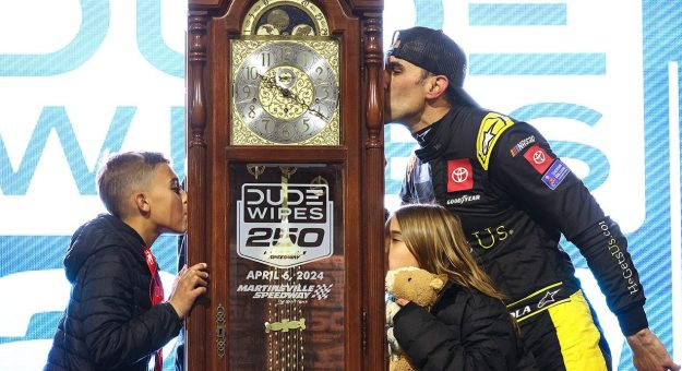 Visit Almirola claims Xfinity win, Dash 4 Cash page