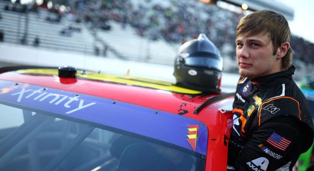 Visit Kvapil dazzles in Xfinity debut at Martinsville page