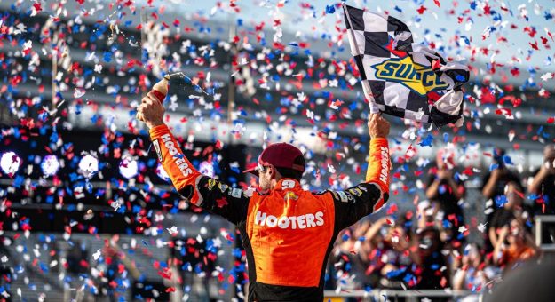 Visit Elliott’s win highlights journey back to the top page