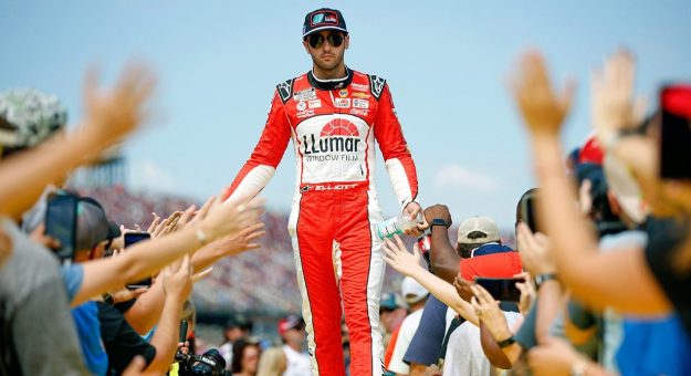 Visit Turning Point: Elliott back in the mix, wide-open at ‘Dega page