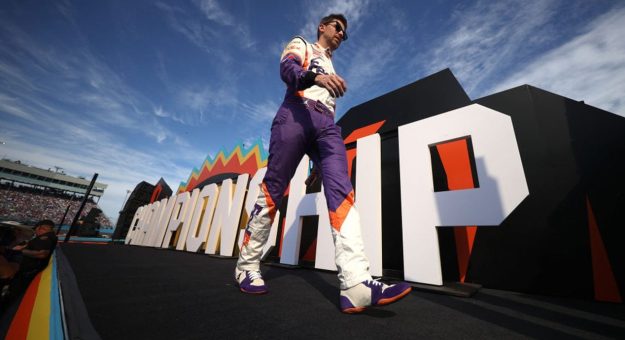 Visit Denny Hamlin: ‘This is the year’ he wins the NASCAR championship page