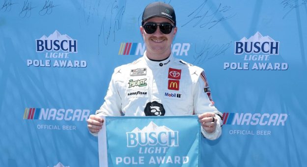 Visit Reddick claims Busch Light Pole at Darlington page