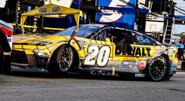 Visit Bell crashes after dominant Nashville run page