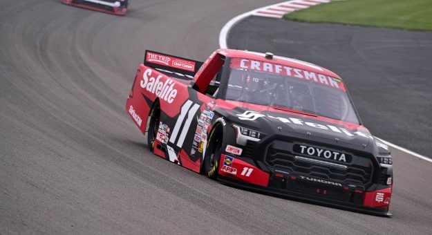 Visit Heim dominates Truck race at Gateway page