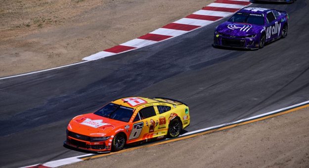 Visit Sonoma’s Turn 11 wall draws attention page
