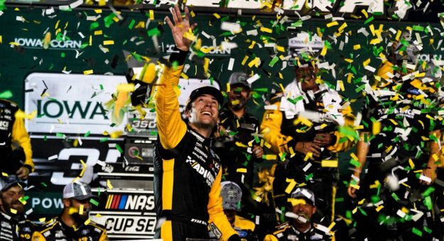 Visit Ryan Blaney wins inaugural Iowa Cup race page