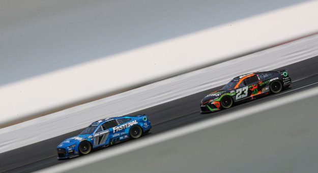 Visit Field of 16: Before New Hampshire page
