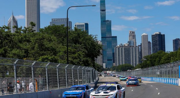 Visit Drivers in focus leaving Chicago page