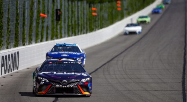 Visit Field of 16 entering Pocono page