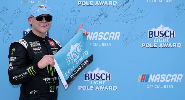 Visit Gibbs snags the pole at Pocono page