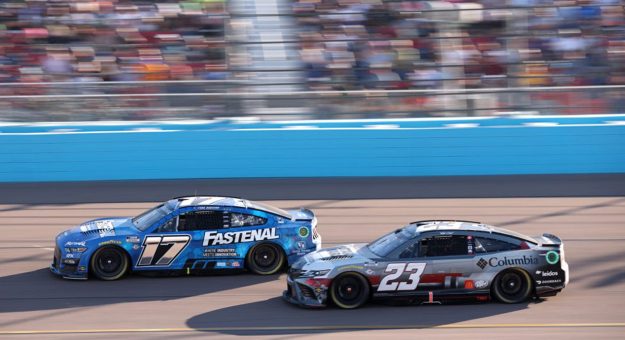 Visit Field of 16: Entering Southern 500 page