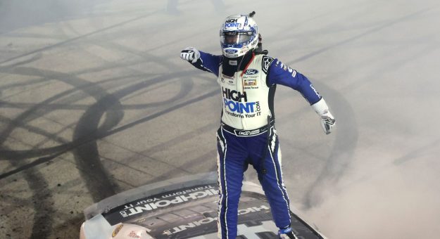 Visit Briscoe claims playoff spot page