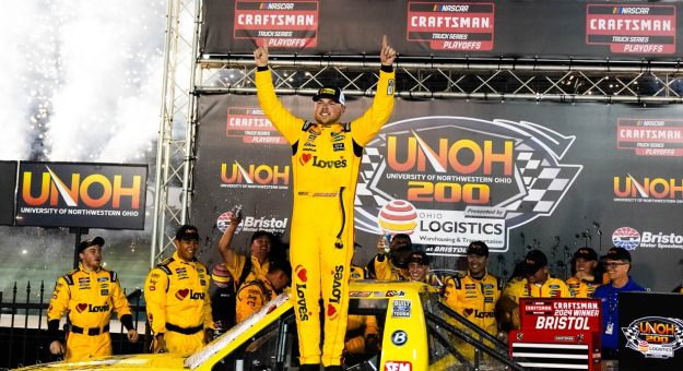 Visit Riggs goes back-to-back with Bristol Truck win page