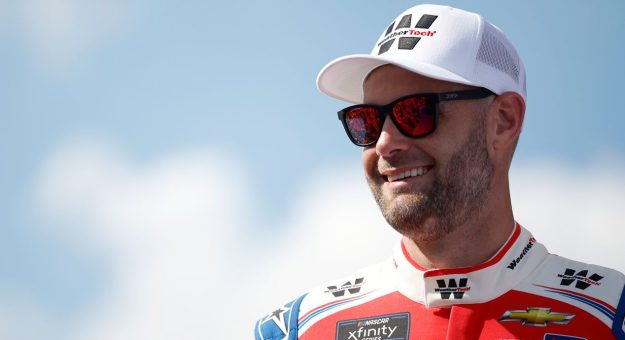 Visit WeatherTech to sponsor SVG, Zilisch in 2025 page