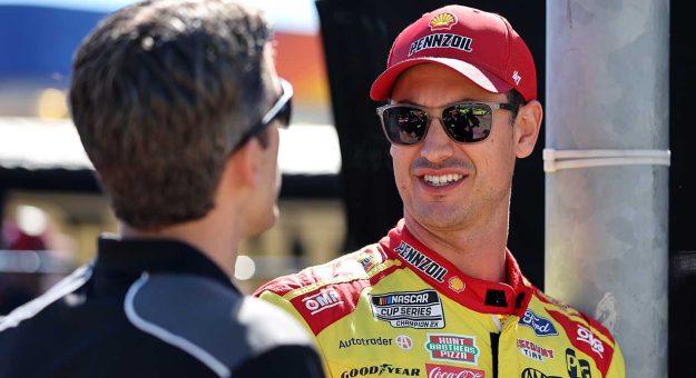 Visit Logano rides into Round of 8 at Las Vegas page