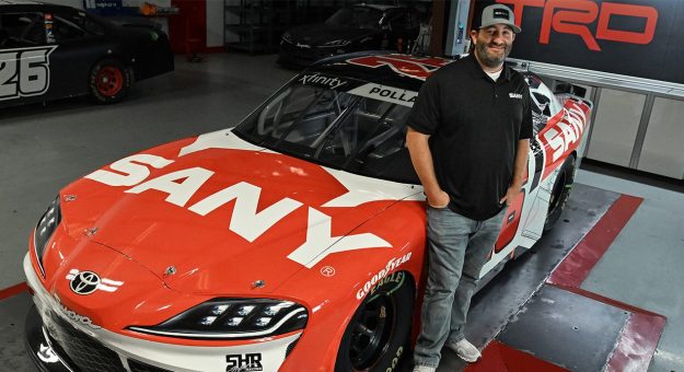Visit Pollard returns to Xfinity Series at Martinsville page