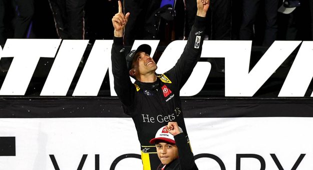 Visit Almirola sweeps ’24 Martinsville Xfinity races page