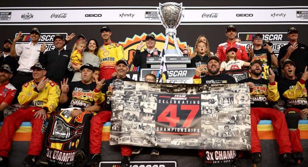 Visit How No. 22 crew faced adversity page
