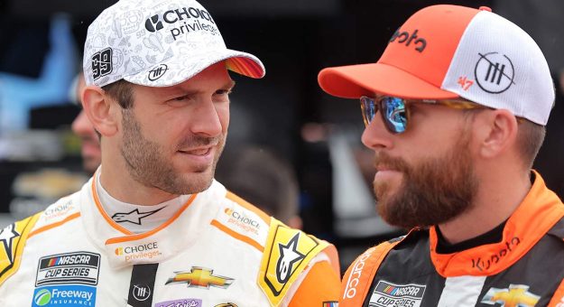 Visit Chastain, Suárez find positives page
