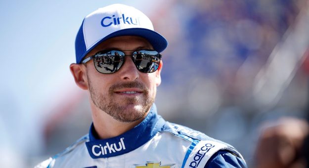Visit Daniel Hemric joins MHR in 2025 page
