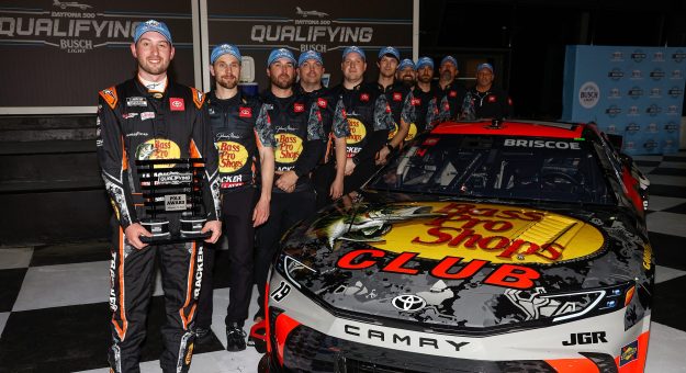 Visit Chase Briscoe wins pole for Daytona 500 page