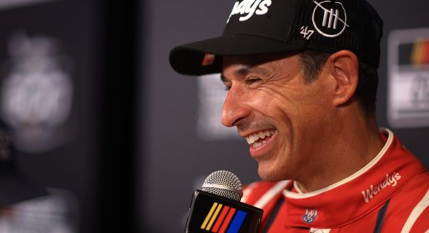 Visit Castroneves aiming for a rare double at Daytona page