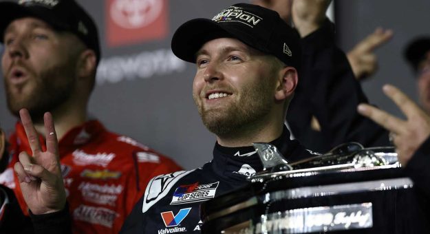 Visit Byron threads needle, enters Daytona ether page