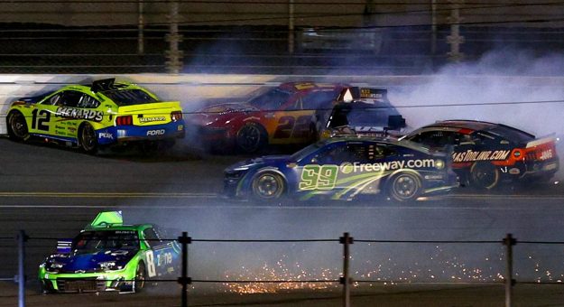 Visit Busch, Gordon criticize Logano’s late moves at Daytona page