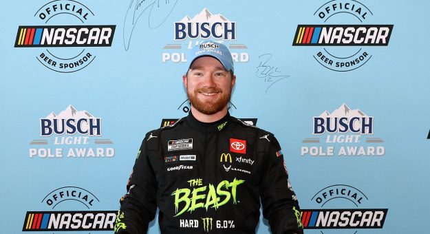 Visit Tyler Reddick scores Busch Light pole page
