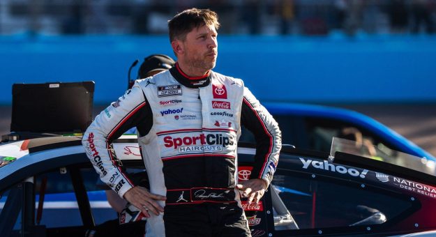 Visit Hamlin, Larson just short at Phoenix page