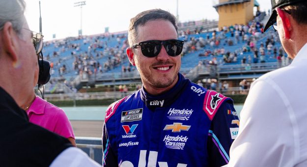 Visit Alex Bowman a Homestead runner-up page
