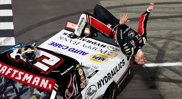 Visit Daniel Hemric captures first career Truck win page