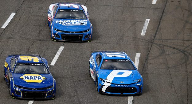 Visit Hendrick couldn’t find the ‘control’ at Martinsville page