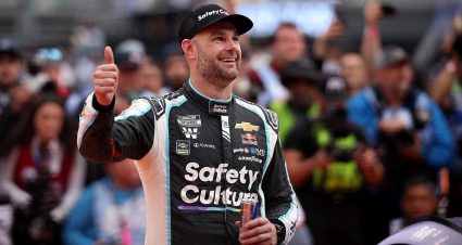 2025 June16 Shane Van Gisbergen Mexico 1 Main Image.jpg