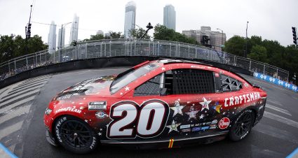 2025 Bell Chicago Racinginsights.jpg
