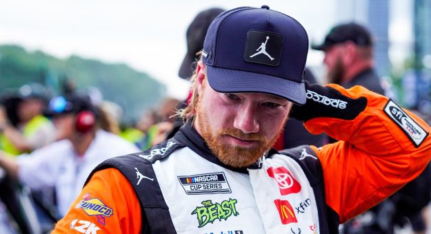 Visit Reddick turns gamble into third-place page