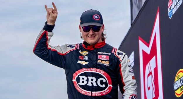 Visit Queen to make Xfinity debut at Bristol page