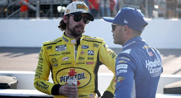 Visit Larson tangles with Blaney at Gateway page