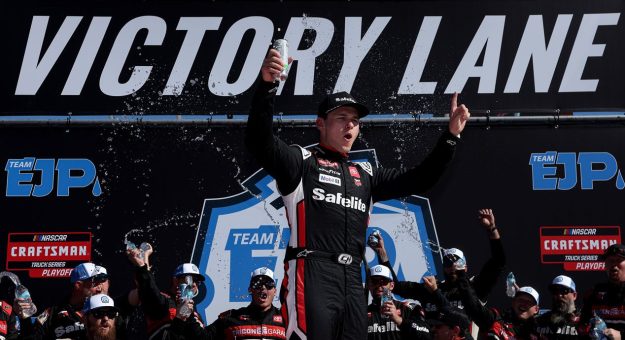 Visit Heim holds off Smith for Truck win at Loudon page