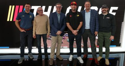 Chase Elliott, Mark Martin, Dale Earnhardt Jr., Chase Briscoe, Steve O'Donnell and Ryan Blaney announce the return of NASCAR's Chase.