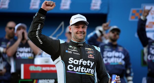 Visit SVG wins O’Reilly Series race at COTA page