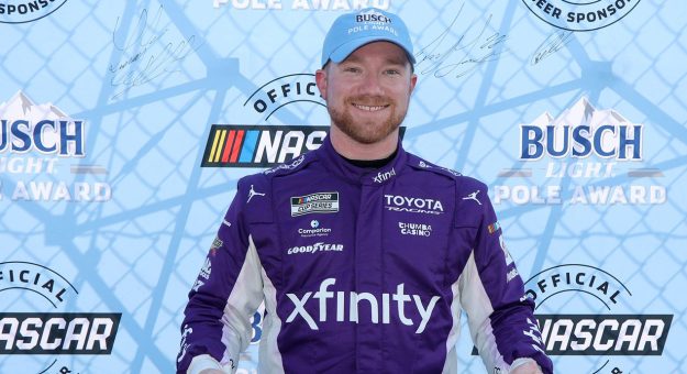 Visit Reddick rockets to pole at Darlington page