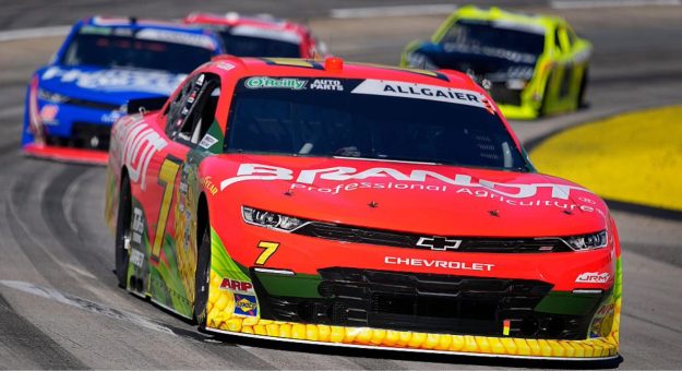 Visit Hot streak! Allgaier wins Martinsville page