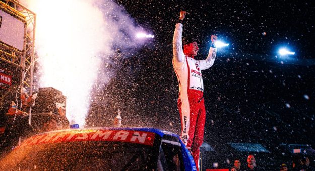 Visit Bell wins Truck Series race at Bristol page