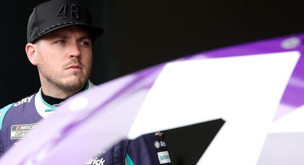 Visit Bowman on racing return: ‘Thankful to be back’ page