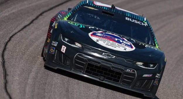 Visit Busch gives Hamlin late-race grief page