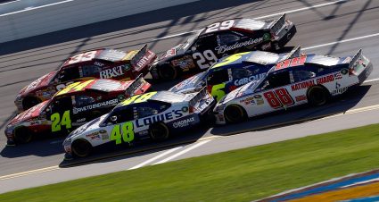 jimmie johnson dale jr. talladega 2011