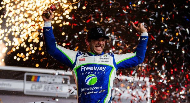 Visit Suárez seals emotional Coca-Cola 600 win page