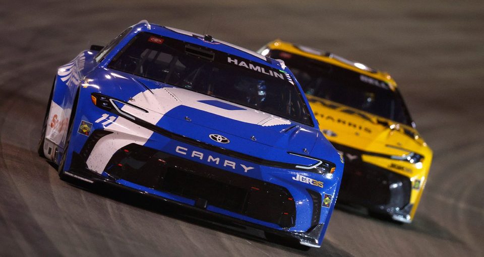 Hamlin leads JGR sweep at Nashville