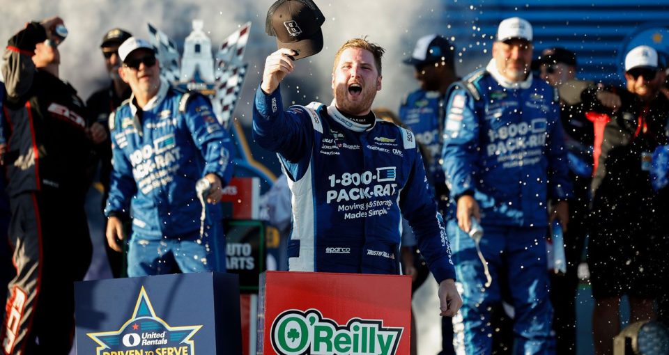 Hill wins O’Reilly race in San Diego